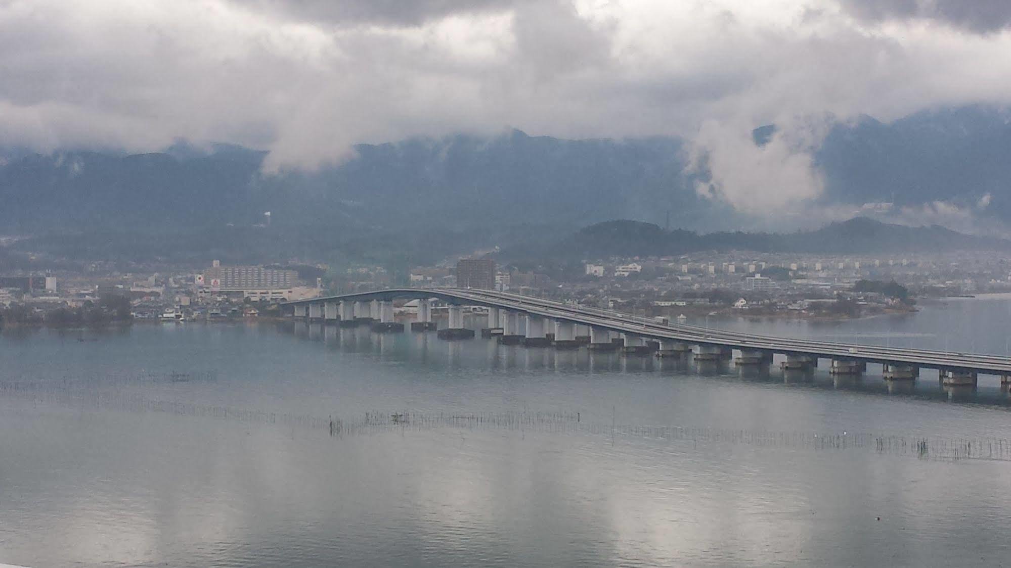 Hotel Biwako Plaza Moriyama Экстерьер фото